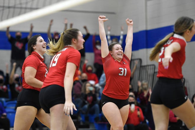 New Braunfels Canyon players celebrate after regional semifinal win vs. Corpus Christi Flour Bluff. Photo by Annie Rice/Corpus Christi Caller-Times. Reprinted with permission